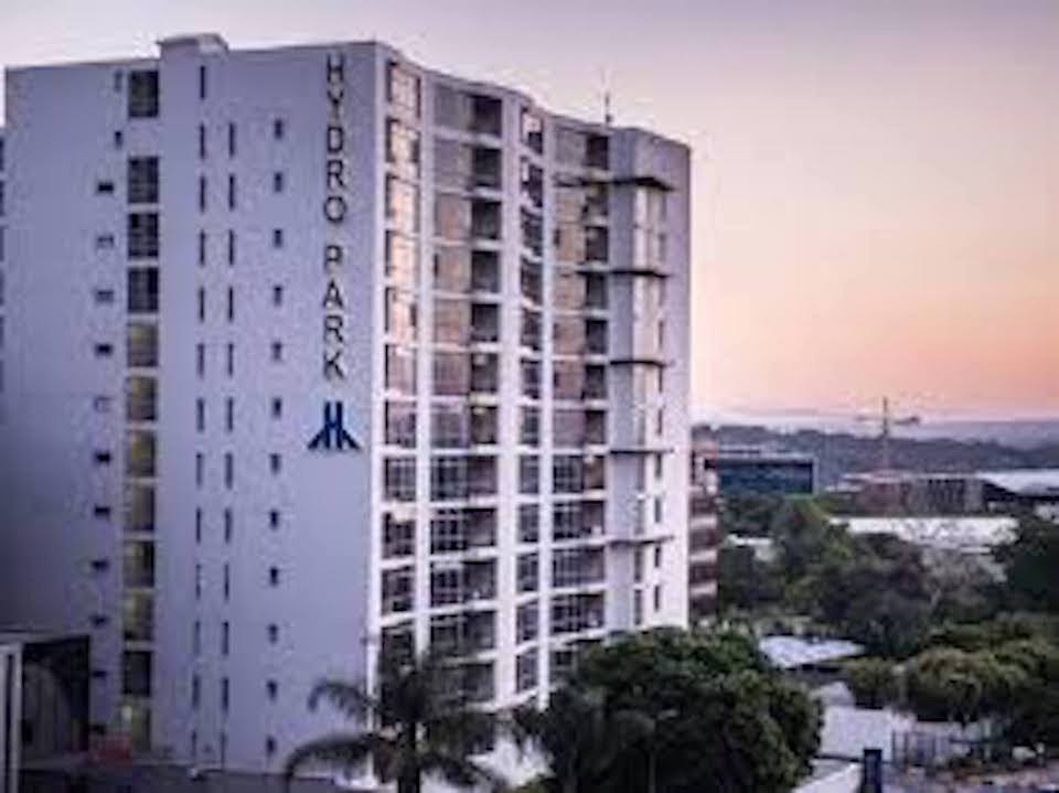 HYRDO PARK – One Bedroom, One Bathroom SECOND FLOOR Apartment - Sakstons source image
