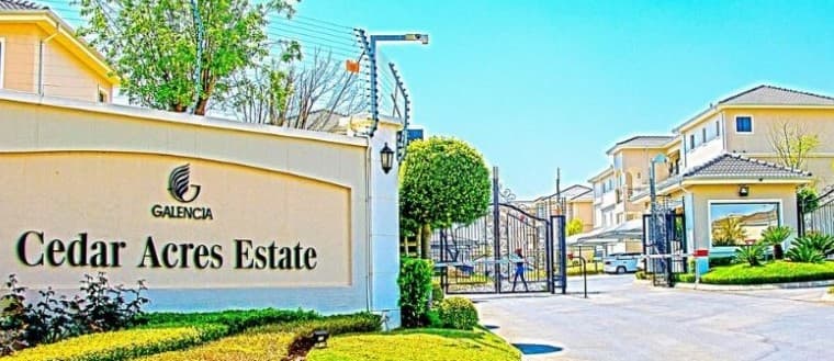 Cedar Acres Estate- Three Bedroom, Two Bathroom Middle Floor Apartment - Sakstons source image