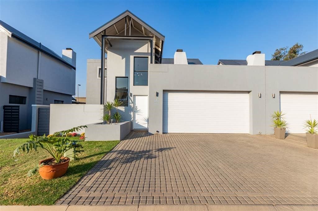 Rental: The Avenues On Broadacres, Three Bedroom Cluster - Sakstons source image